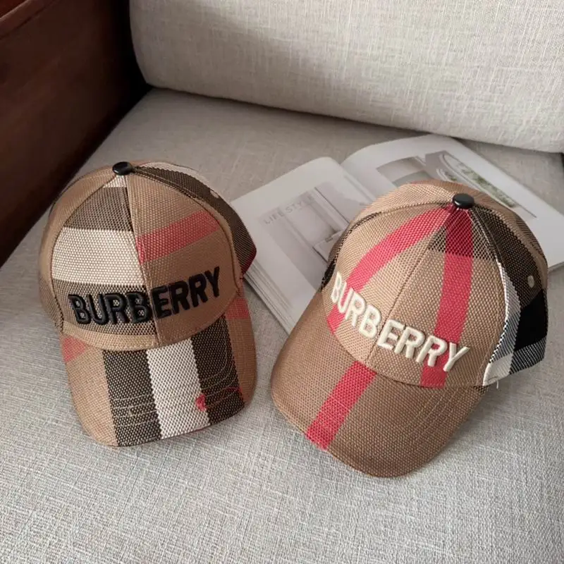 Burberry Cap dx28